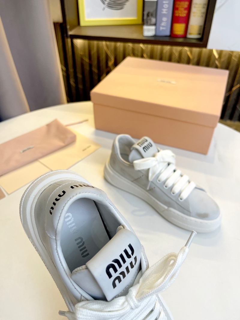 Miu Miu Casual Shoes